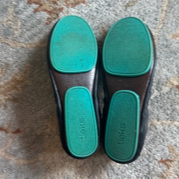 Tieks Classic Black Leather Flats - Picture 7 of 12
